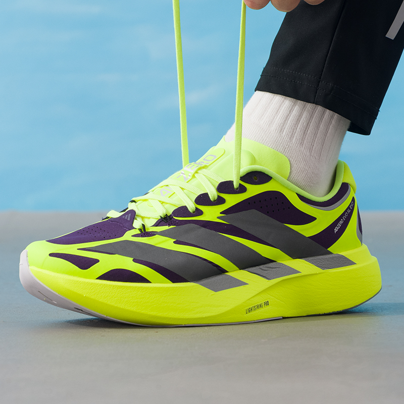 Tênis Masculino Adidas Origina - Lightweight Road Running Shoes avaliação e preço
